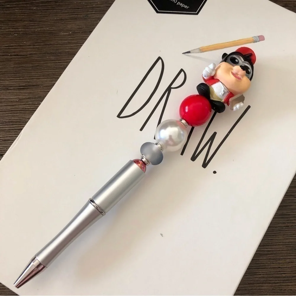 Disney Doorables: Mickey Mouse & Friends: Coach Pete handmade beaded pen